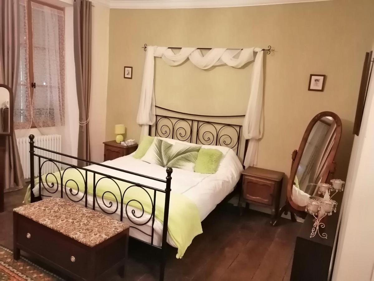 Vingt Grand Rue Bed & Breakfast Champagne-Mouton Ngoại thất bức ảnh